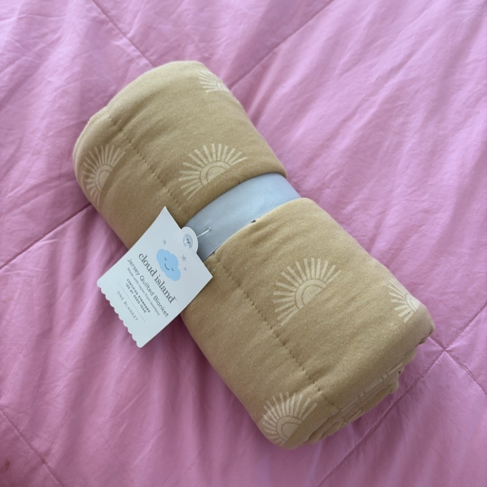 Cloud Island Jersey Quilted Blanket Baby Suns Yellow Mustard Bamboo One‎ 30x40 - Picture 5 of 9